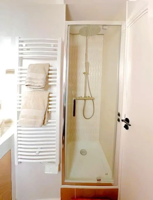 Le Temple Des Sorbets, Un Petit Cocon Parisien ! Apartment 0*, Paris France